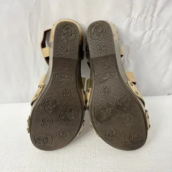 Dansko Sandals Womens Size 8 Frida Wedge Studded Beige Sand Leather Cork Heel 38 - Picture 9 of 9